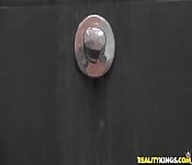 Lesbendreier in einer Dusche